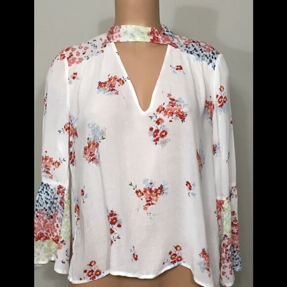 New. LUCKY BRAND choker floral top. NWT - Picture 2 of 8